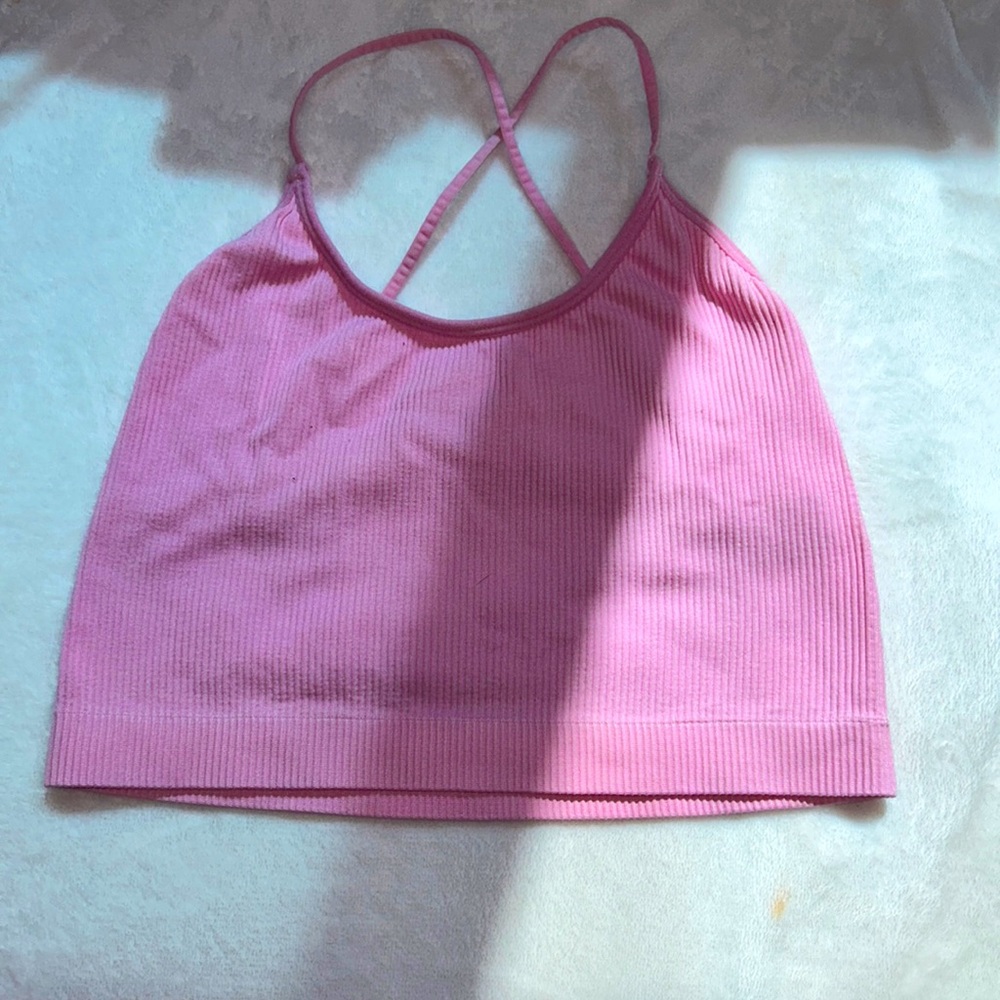 “colsie” pink cropped tank top with crossed lines in back, size M